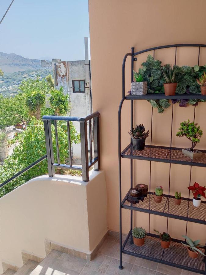 Castellos House Kástellos